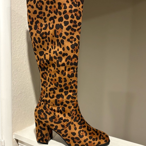Allegra K Side Zipper Chunky Heels Knee High Boots Leopard Print Womens Sz 8.5 - Picture 2 of 10